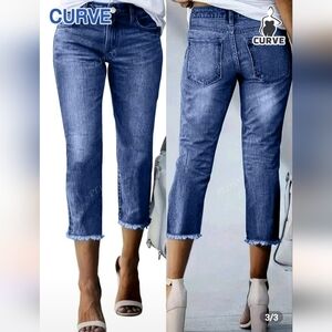 SHEIN Blue Ankle Cropped Jeans with Frayed Hem